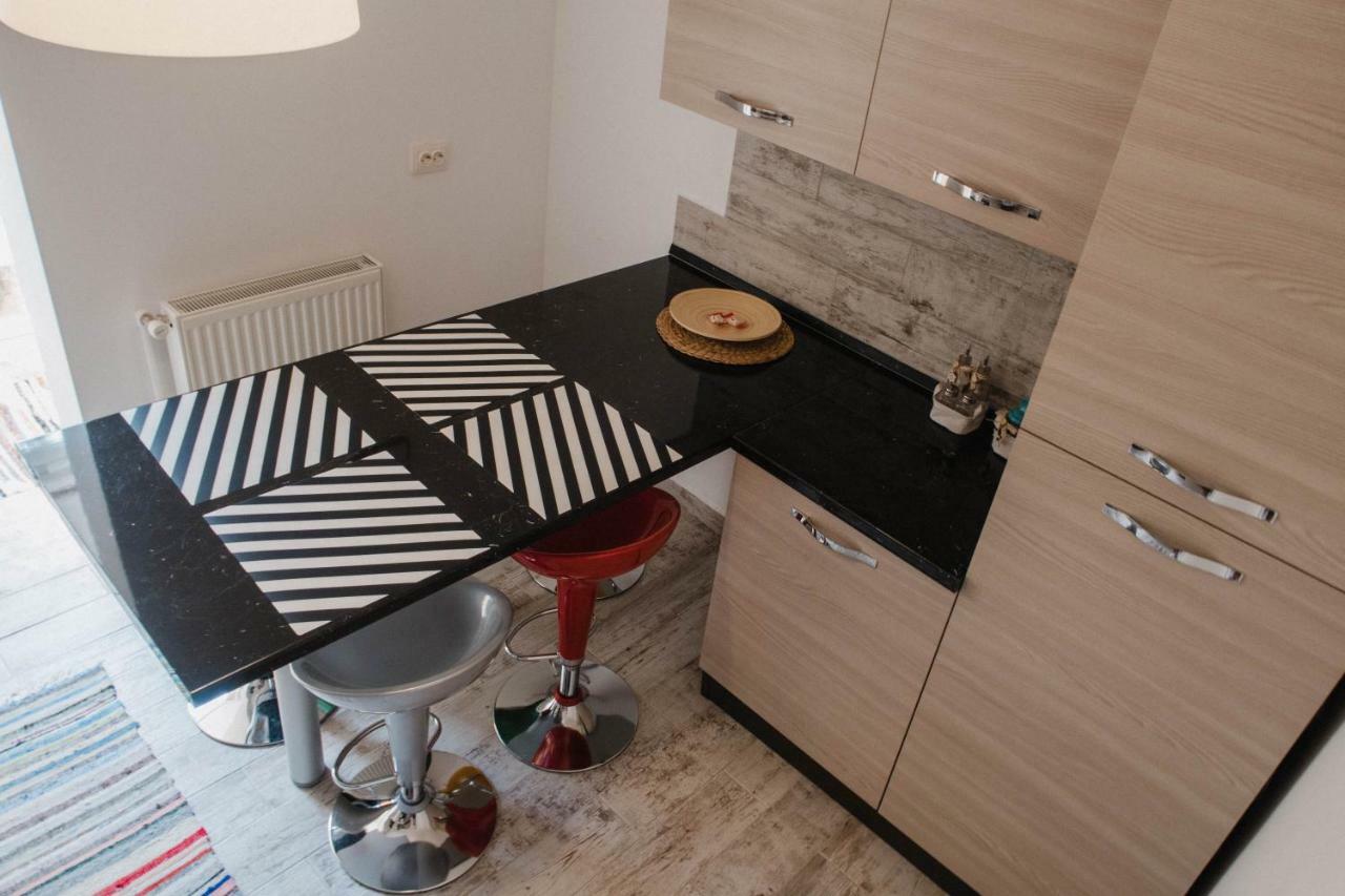Good Vibes Apartment Campulung Moldovenesc Exterior photo